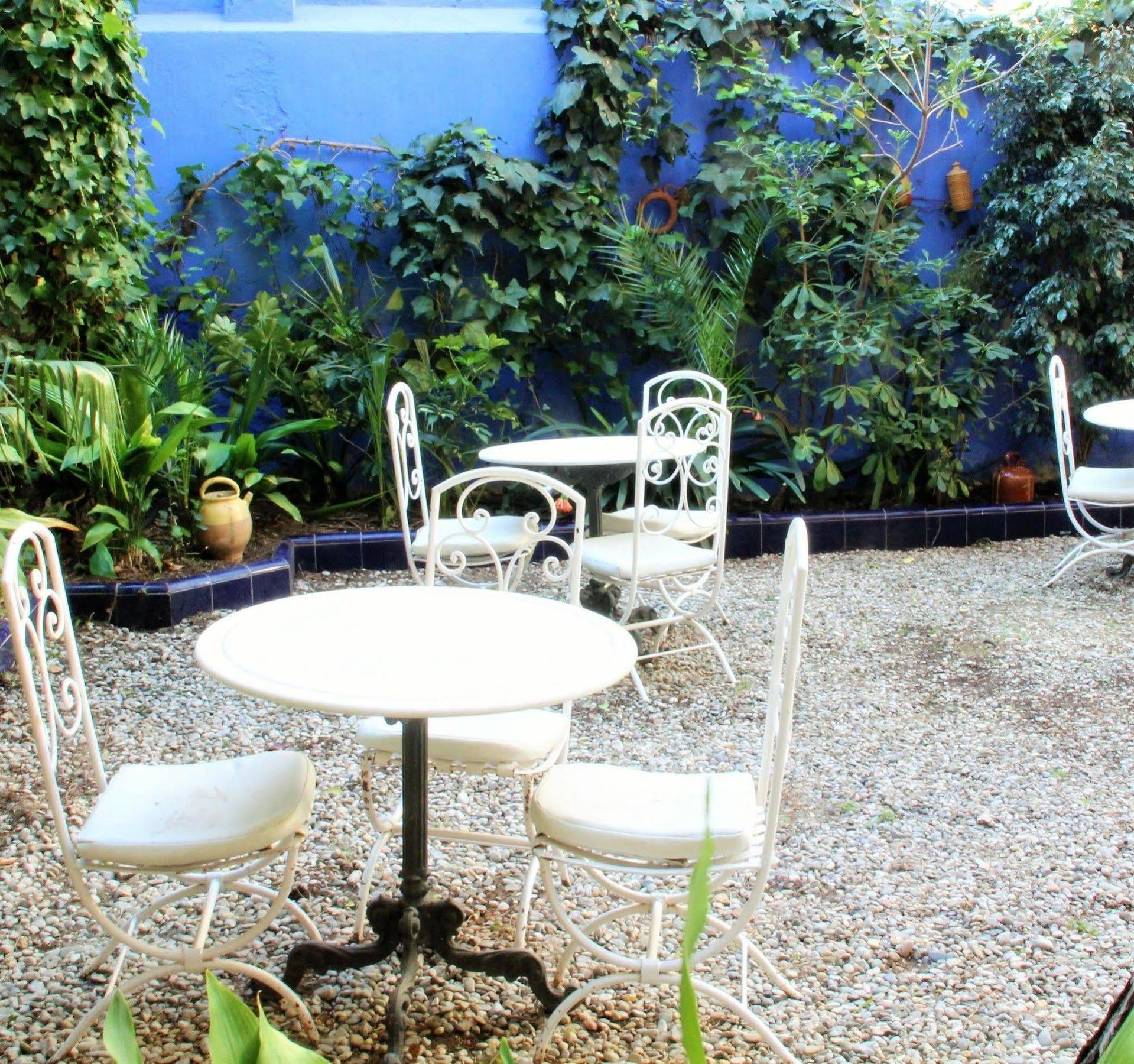 Hotel Medium Renaixenca Ситжес Екстериор снимка